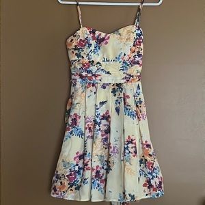 Beautiful Juniors Emerald Sundae floral dress, Size- 5